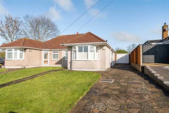 2 Bedroom Bungalow For Sale In Melanda Close, Chislehurst, BR7