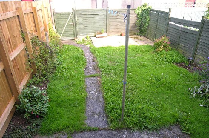 2 Bedroom Terraced House To Rent In Ralph Close, EX33