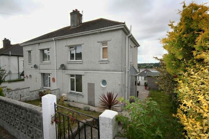2 Bedroom Property To Rent In Pendarves Road, Falmouth, TR11
