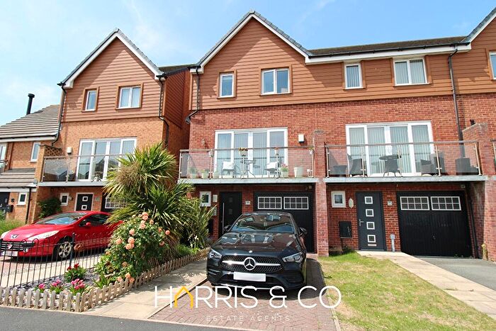 5 Bedroom End Of Terrace House For Sale In Windward Avenue, Fleetwood, FY7