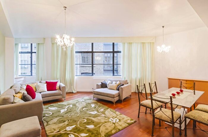 2 Bedroom Apartment To Rent In Commercial Street, E1