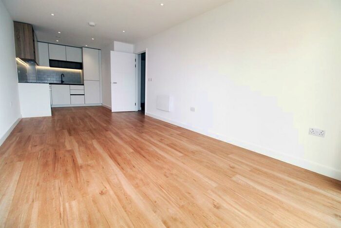 2 Bedroom Apartment To Rent In Farington House, NW9