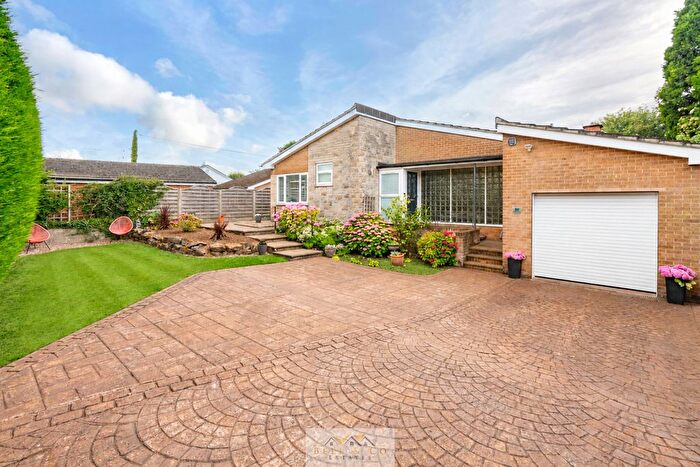 3 Bedroom Detached Bungalow For Sale In Rackford Road, North Anston, Sheffield, S25