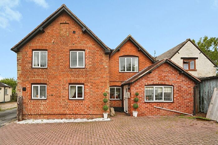 2 Bedroom Detached House For Sale In Bondend Road, Upton St. Leonards, Gloucester, Gloucestershire, GL4