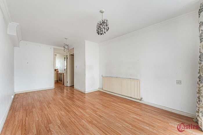 1 Bedroom Flat For Sale In Daintry Way, London, E9