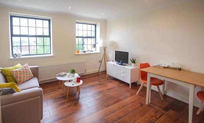 1 Bedroom Flat To Rent In The Drive, Wembley, HA9