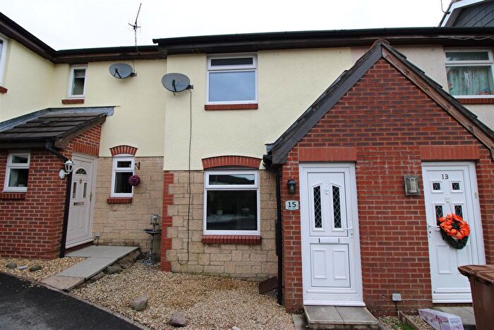 2 Bedroom Terraced House To Rent In Bron Y Garth, Penpedairheol, Hengoed, CF82