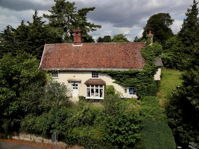 6 Bedroom Farmhouse To Rent In Uplands, Stowmarket IP14