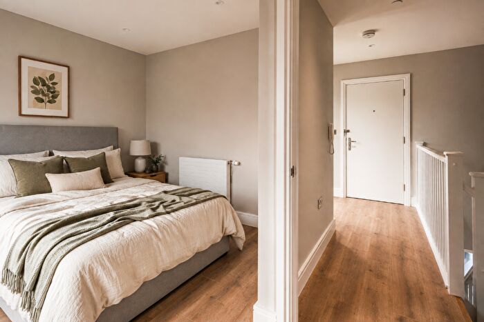 2 Bedroom Duplex To Rent In Neptune Wharf, London, SE8