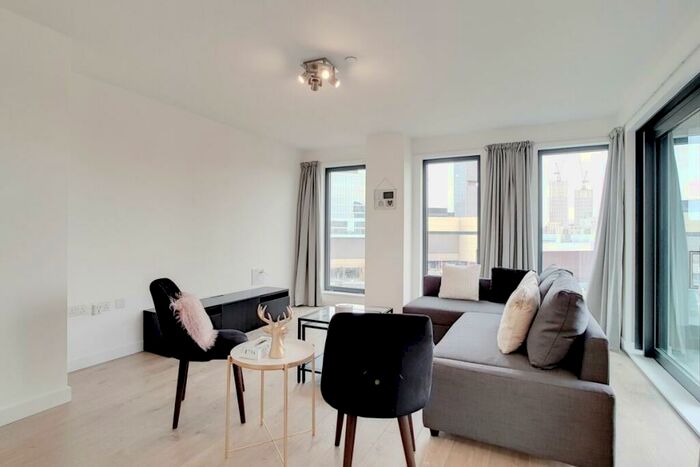 1 Bedroom Apartment To Rent In Great Eastern Road London, E15