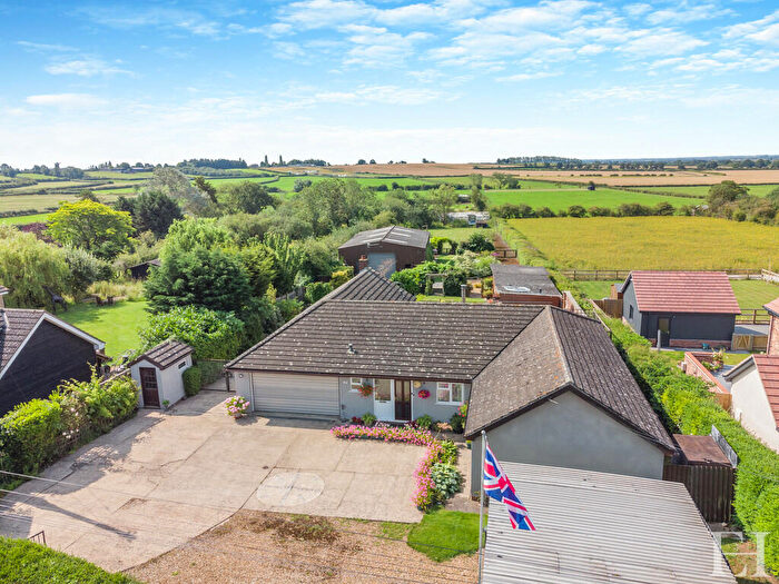 4 Bedroom Detached Bungalow For Sale In Haddenham, Ely, CB6