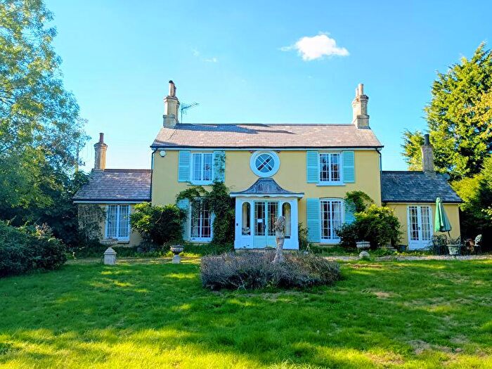 4 Bedroom Detached House For Sale In East Morden, Wareham, BH20
