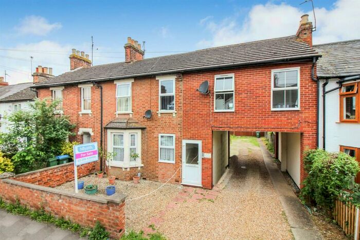 1 Bedroom House To Rent In Northern Road, Aylesbury, HP19