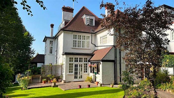 1 Bedroom Flat To Rent In Rosecroft Avenue, London, NW3