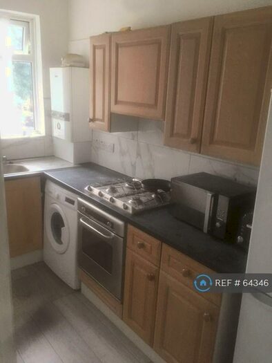 2 Bedroom Flat To Rent In Sidcup Hill, Sidcup, DA14