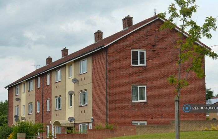 2 Bedroom Flat To Rent In Longbenton, Newcastle Upon Tyne, NE12