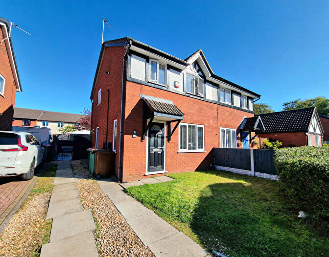 3 Bedroom Semi-Detached House To Rent In Larchwood, Preston, Lancashire, PR2