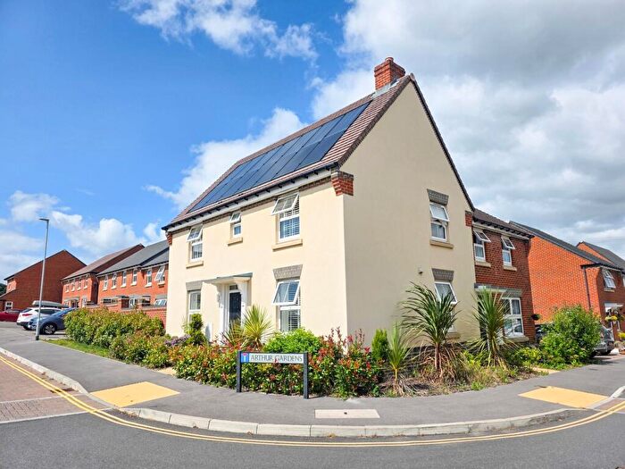 3 Bedroom Semi Detached House To Rent In Arthur Gardens, Bearwood, Bournemouth, BH11