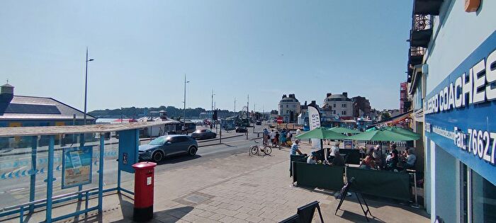 1 Bedroom Flat To Rent In The Esplanade, Weymouth, DT4