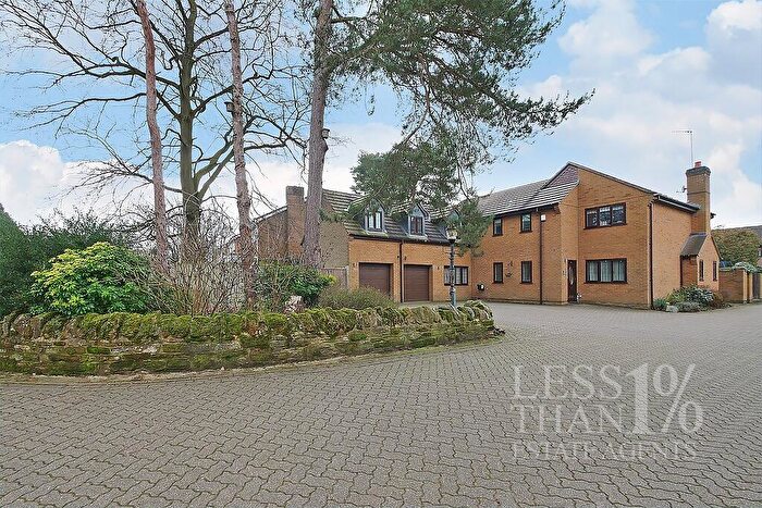 5 Bedroom Detached House For Sale In Hall Close -, NN7