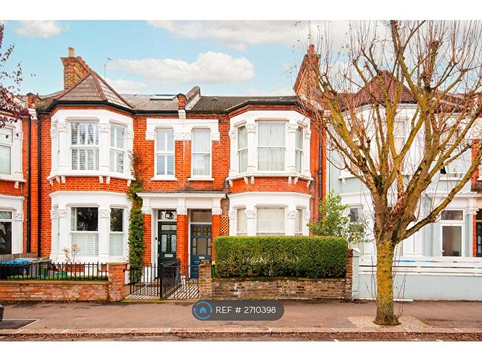 2 Bedroom Flat To Rent In London, London, NW10