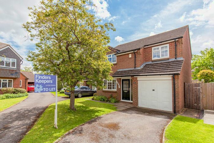 4 Bedroom Flat To Rent In The Glebe, Cumnor, Oxford, OX2