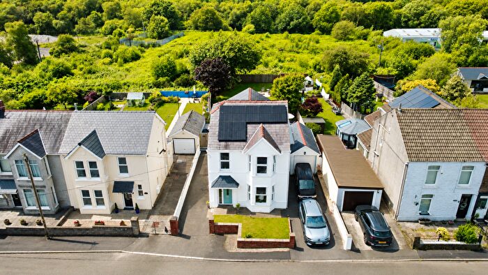 4 Bedroom Detached House For Sale In Woodville Street, Pontarddulais, Swansea, West Glamorgan, SA4