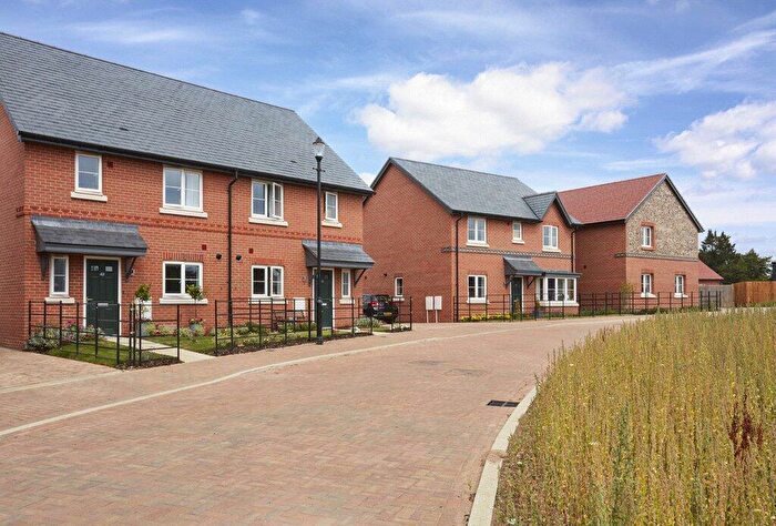 3 Bedroom Semi-Detached House For Sale In Highlands Lane, Rotherfield Greys, Henley-on-Thames, Oxfordshire, RG9