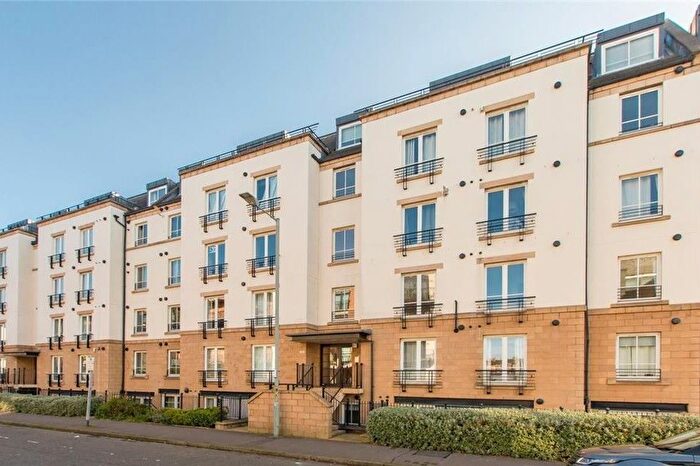 3 Bedroom Flat To Rent In Hopetoun Street, Bellevue, Edinburgh, EH7