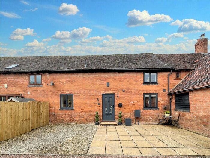 3 Bedroom Barn Conversion For Sale In Rectory Lane, Upton Warren, Bromsgrove, Worcestershire, B61