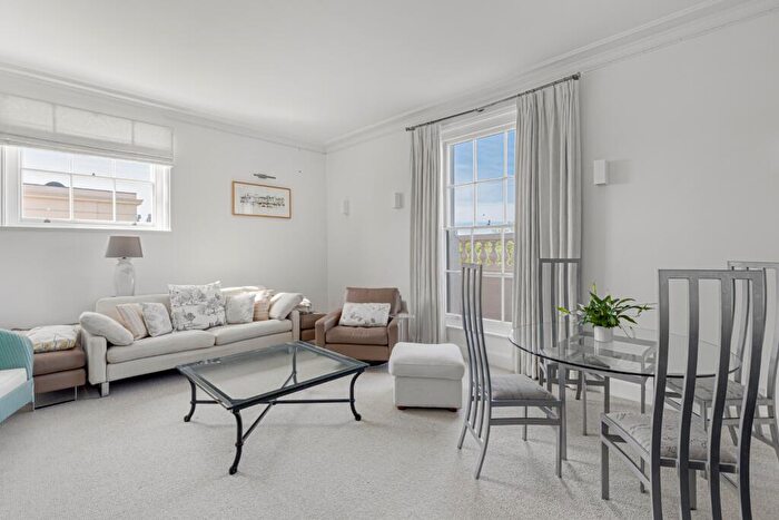 2 Bedroom Flat For Sale In Cumberland Terrace, Regent's Park, London, , United Kingdom, NW1