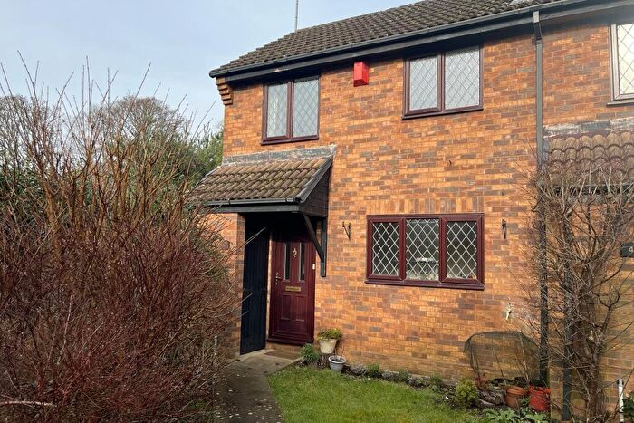 2 Bedroom Semi-Detached House To Rent In Forth Close, Chandler's Ford, SO53