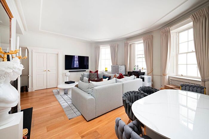 2 Bedroom Flat To Rent In Eaton Place, Belgravia, SW1X