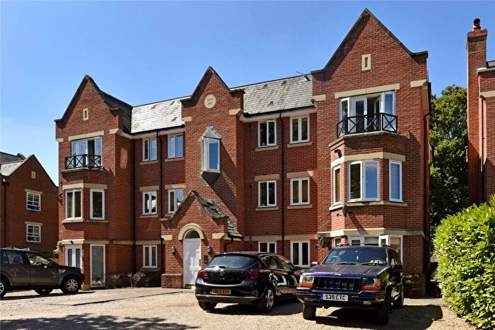2 Bedroom Apartment To Rent In Longbourn, Windsor, Berkshire, SL4