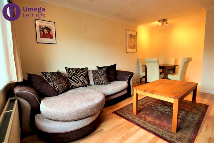 2 Bedroom Flat To Rent In Connaught Place, Ferry Road, Edinburgh, EH6