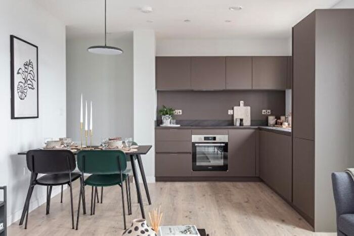 2 Bedroom Apartment To Rent In Brookwell Wickford Way, London, E17