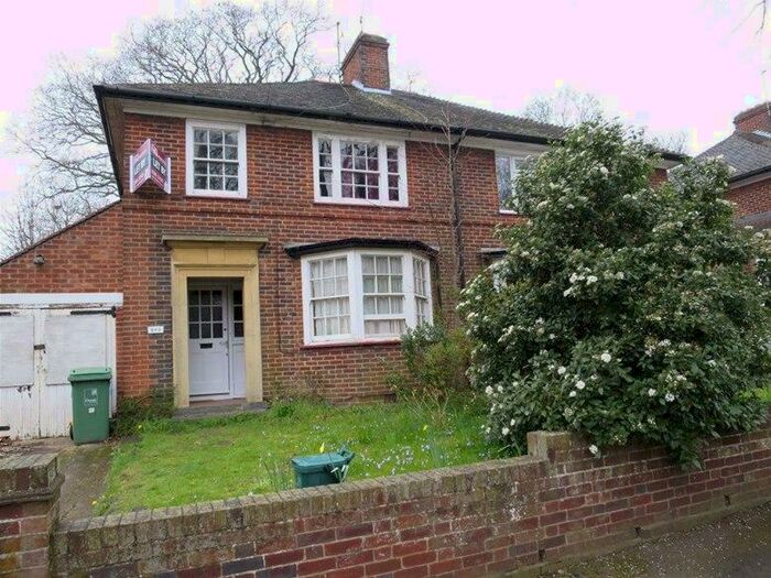 4 Bedroom House To Rent In Morrell Avenue, Headington, Oxford, OX4