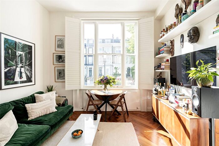 1 Bedroom Flat To Rent In Blenheim Crescent, London, W11