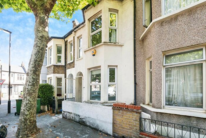 3 Bedroom Terraced House For Sale In Jephson Road, Forest Gate, London, E7