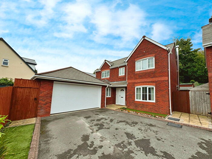 4 Bedroom Detached House For Sale In Old Church Close, South Cornelly, Bridgend, CF33