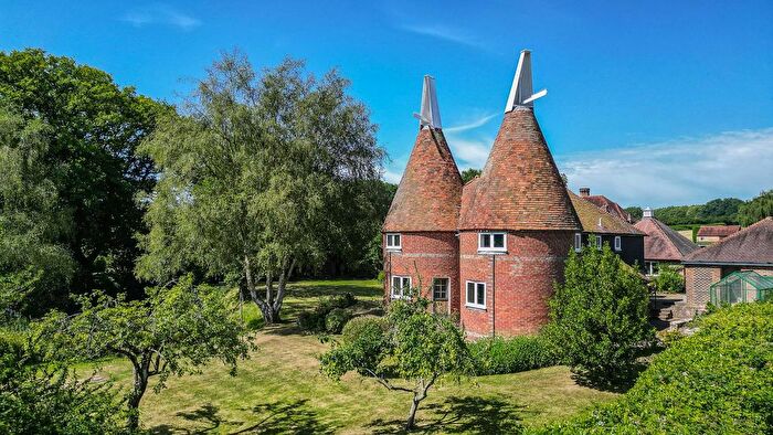 4 Bedroom Detached House For Sale In Horns Hill, Hawkhurst, Cranbrook, TN18