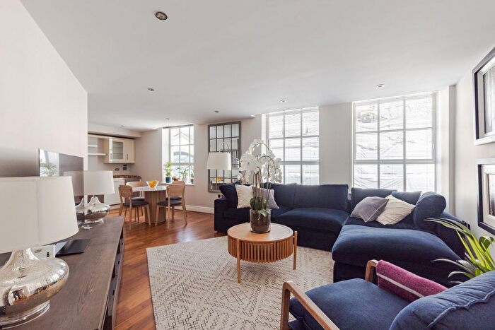 2 Bedroom Flat For Sale In Tavistock Street, Covent Garden, WC2E