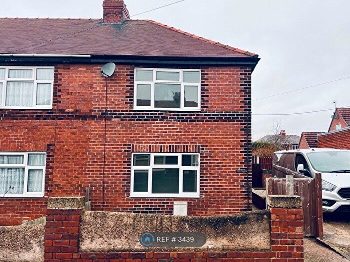 3 Bedroom Terraced House To Rent In Manor Road, Doncaster, DN5