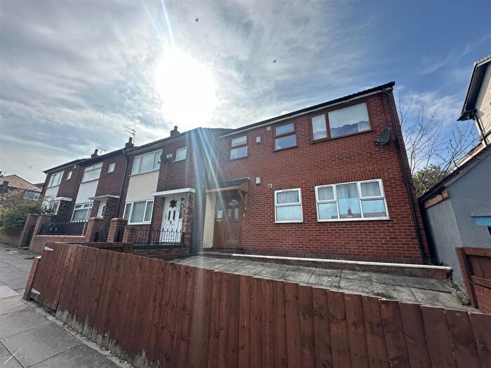 2 Bedroom Apartment For Sale In Rowson Street, Wallasey, CH45