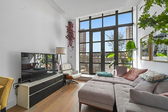 2 Bedroom Flat For Sale In The Textile Building, A Chatham Place, London, E9