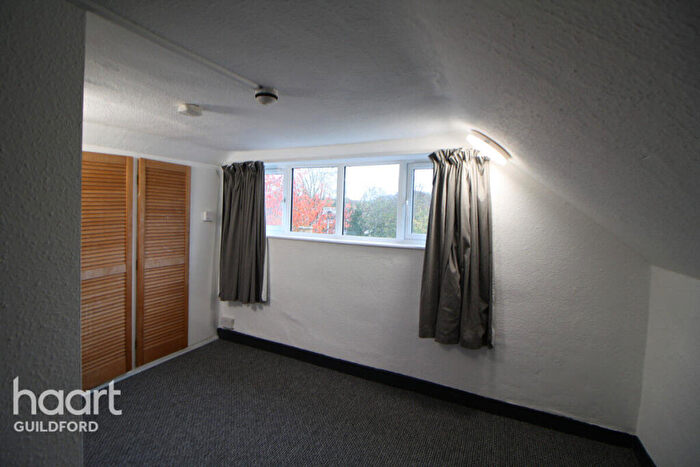 1 Bedroom Flat To Rent In Stoke Road, Guildford, GU1