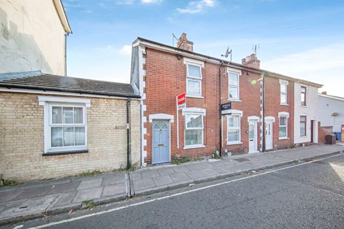 2 Bedroom End Terrace House For Sale In Ann Street, Ipswich, IP1