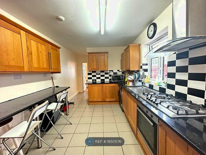 4 Bedroom Terraced House To Rent In Norman Road, London, E11