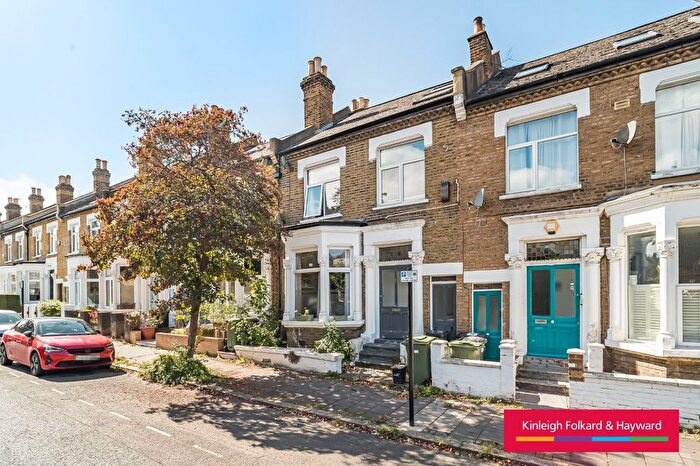 2 Bedroom Flat To Rent In Branksome Road, Brixton, London, SW2