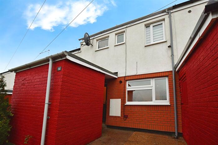 3 Bedroom Terraced House For Sale In Appin Close, Bransholme, Hull, HU7
